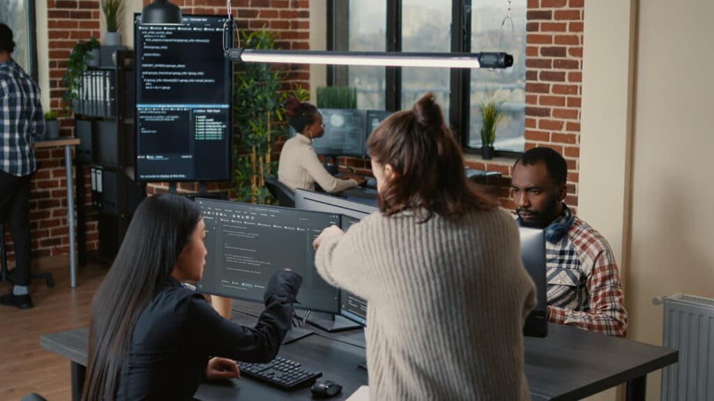 Talento tecnológico panameño soluciones software